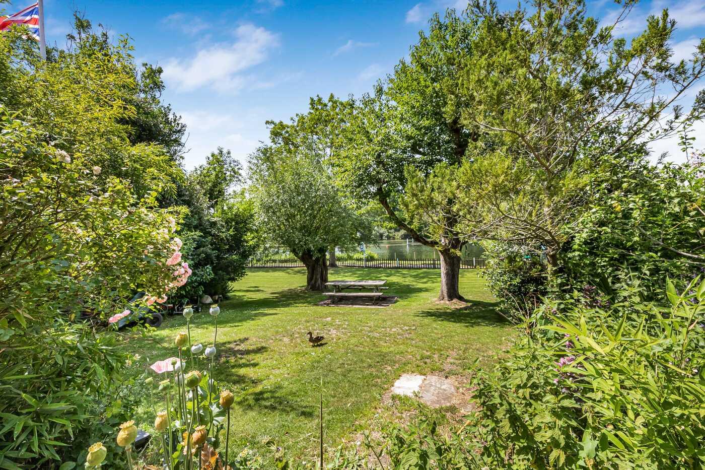 Remenham Lane, Remenham, Henley-On-Thames